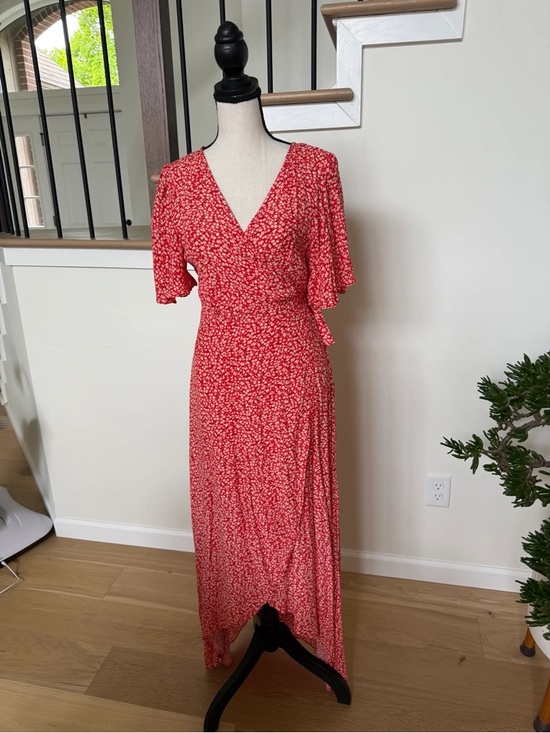 Skies Are Blue Dresses & Skirts - Skies Are Blue Red Floral Wrap Maxi Dress